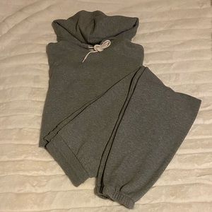 Wild Fable Crop Too Sweat Suit in Gray.  The Cutest!